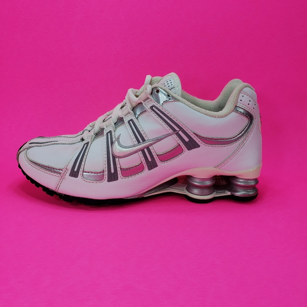 Nike Women's Shox Turbo SL, size 6.5, color white/